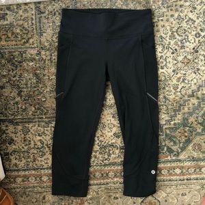 Lululemon mesh crops